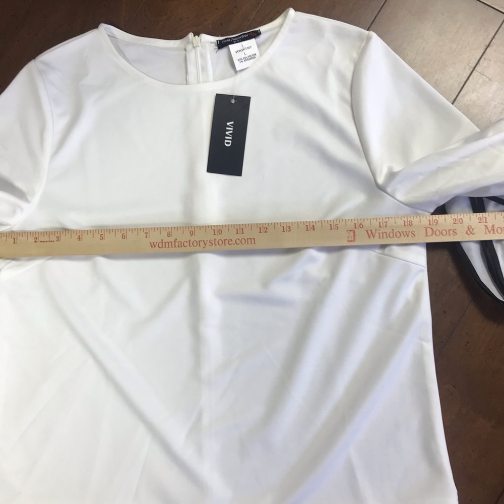 White Ruffle‎ Sleeve Top - Picture 6 of 7